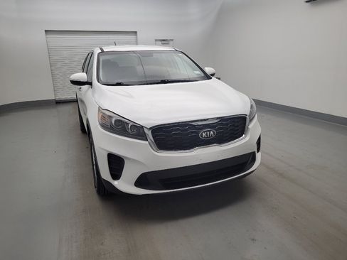 Used 2019 Kia Sorento AWD V6 image 14