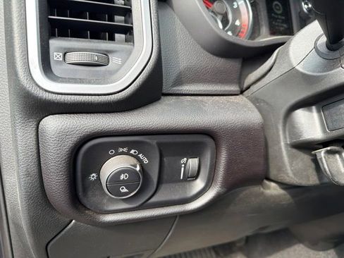 Used 2024 RAM 2500 Big Horn w/ Night Edition AWD/4WD image 6