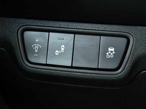 Used 2024 Kia Forte GT-Line image 33