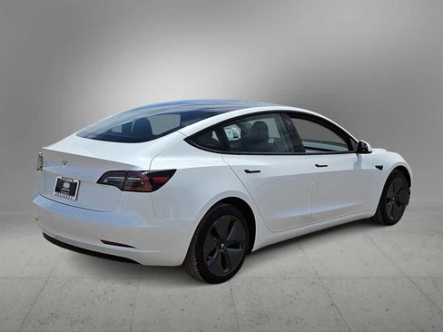 Used 2023 Tesla Model 3 Standard Range RWD image 8