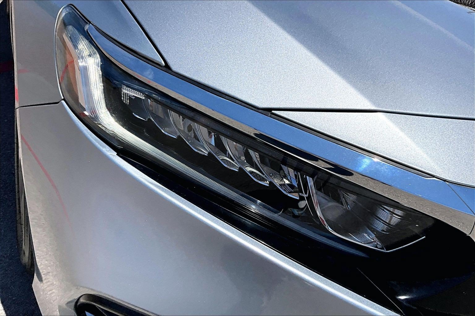 Used 2018 Honda Accord EX-L image 29
