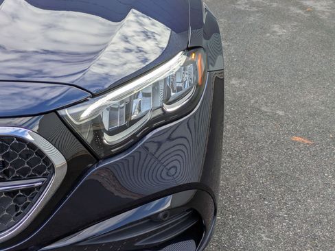 New 2026 Mercedes-Benz E 350 4MATIC Sedan image 10