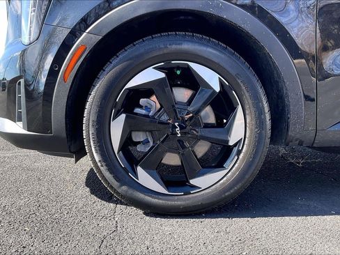 Used 2025 Kia Sorento SX Prestige image 9