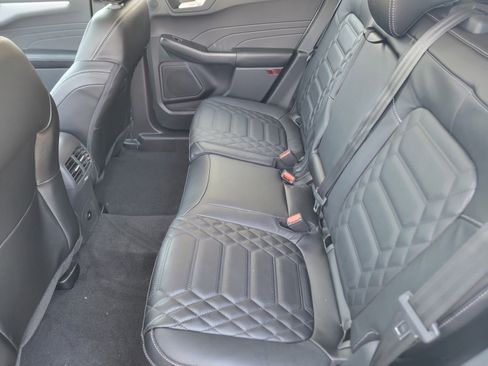 New 2024 Ford Escape SE w/ PHEV Premium Package FWD image 9