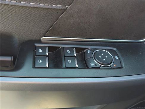 Used 2025 Ford F150 XLT w/ Equipment Group 302A MID RWD image 6