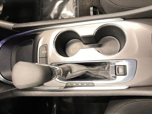 Used 2024 Chevrolet Malibu LT image 27