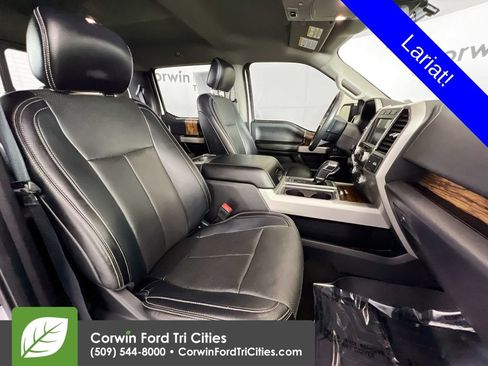 Used 2018 Ford F150 Lariat w/ Equipment Group 502A Luxury AWD/4WD image 16