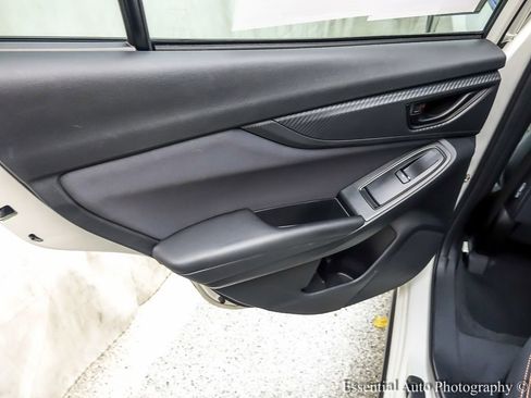 Used 2021 Subaru Crosstrek 2.0i Premium w/ Moonroof Package image 23