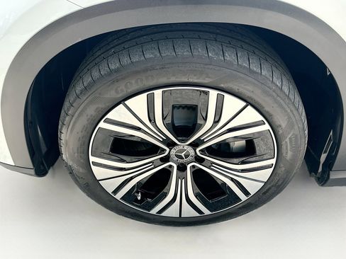 Used 2024 Mercedes-Benz EQE 350+ SUV image 34