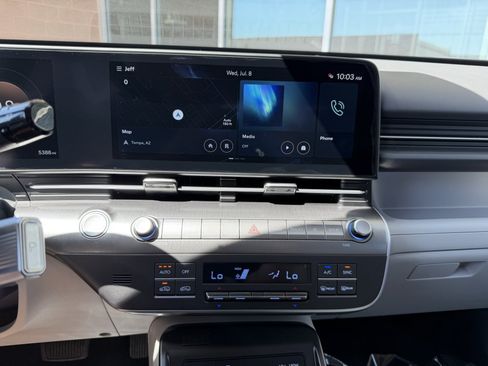 Used 2025 Hyundai Kona Limited FWD image 19
