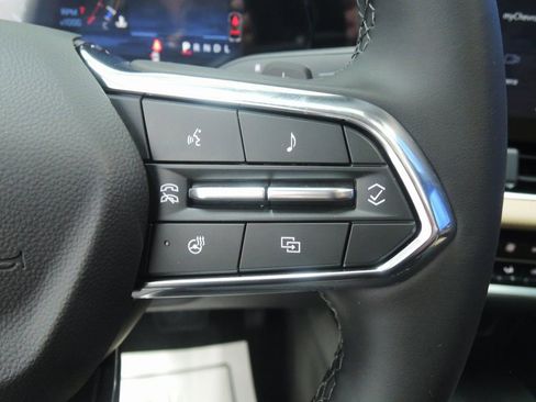 New 2026 Chevrolet Equinox ACTIV w/ Safety and Technology Package image 16