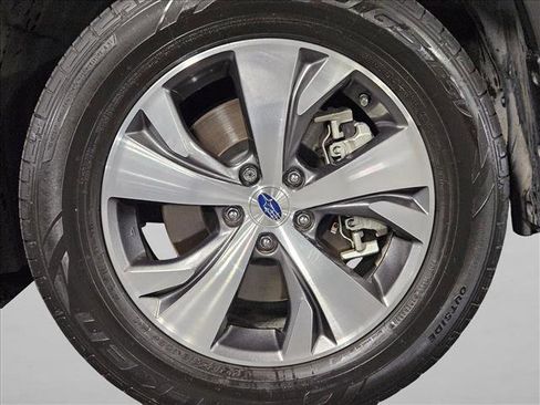 Used 2019 Subaru Ascent Premium image 21