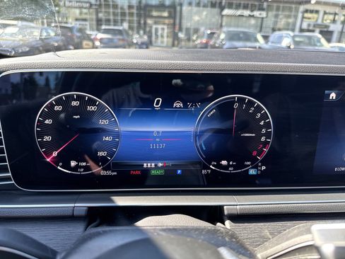 Certified 2025 Mercedes-Benz GLE 450e 4MATIC w/ Driver Assistance Package image 24