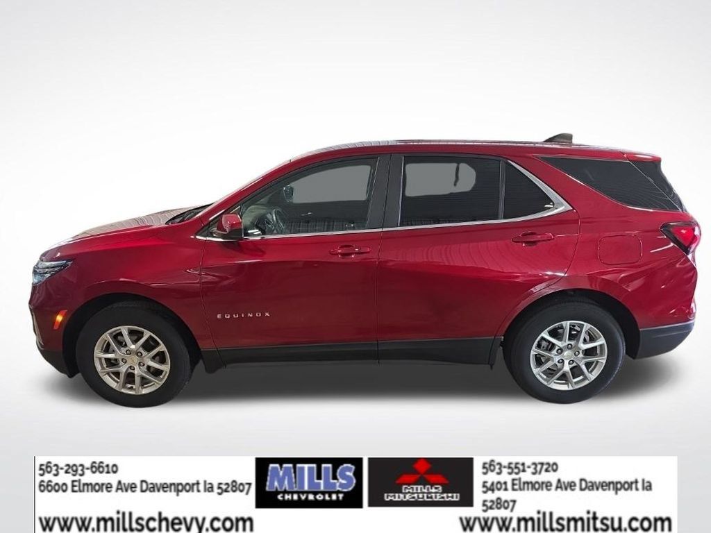 Used 2024 Chevrolet Equinox LT w/ LPO, Floor Liner Package AWD/4WD image 2