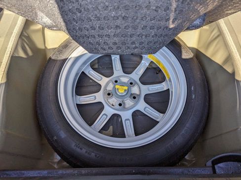 Used 2017 Subaru Legacy 2.5i Limited image 43