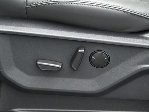 New 2026 Ford Expedition Active AWD/4WD image 9