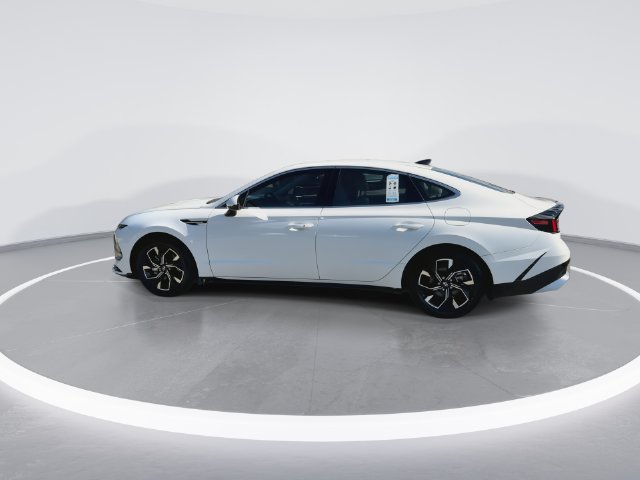 Certified 2025 Hyundai Sonata SEL AWD/4WD image 5