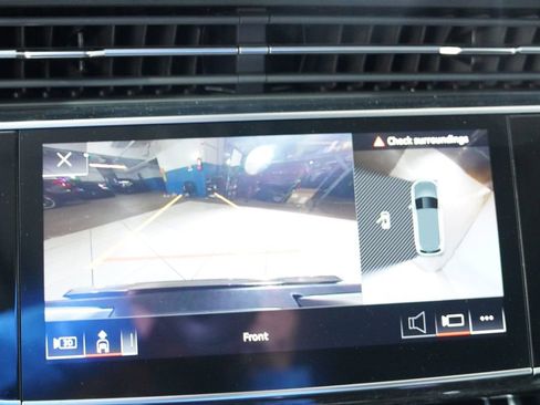 Used 2023 Audi Q7 2.0T Premium w/ Convenience Package image 2