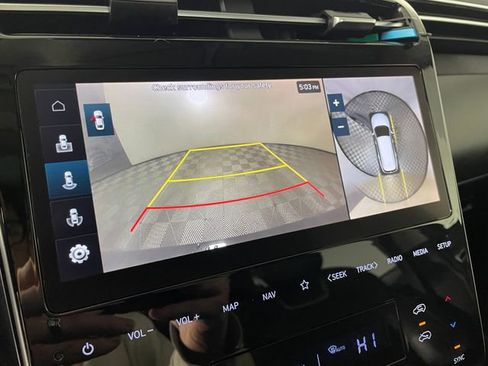 Used 2022 Hyundai Tucson Limited image 9