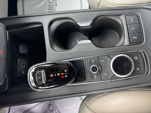 Used 2021 Cadillac XT4 Premium Luxury image 22