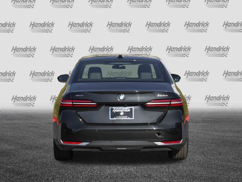 Certified 2025 BMW 530i xDrive w/ Premium Package image 8