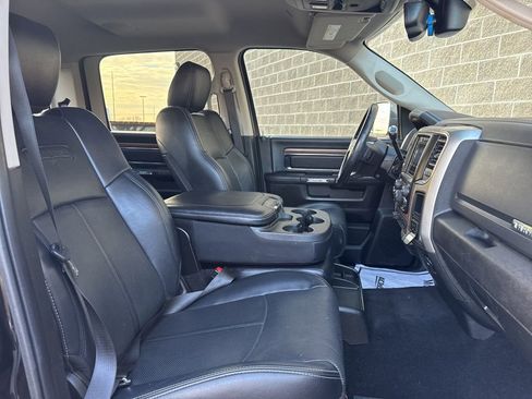 Used 2018 RAM 2500 Laramie w/ Cold Weather Group image 34