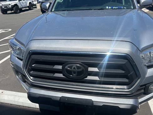 Used 2021 Toyota Tacoma SR5 RWD image 2