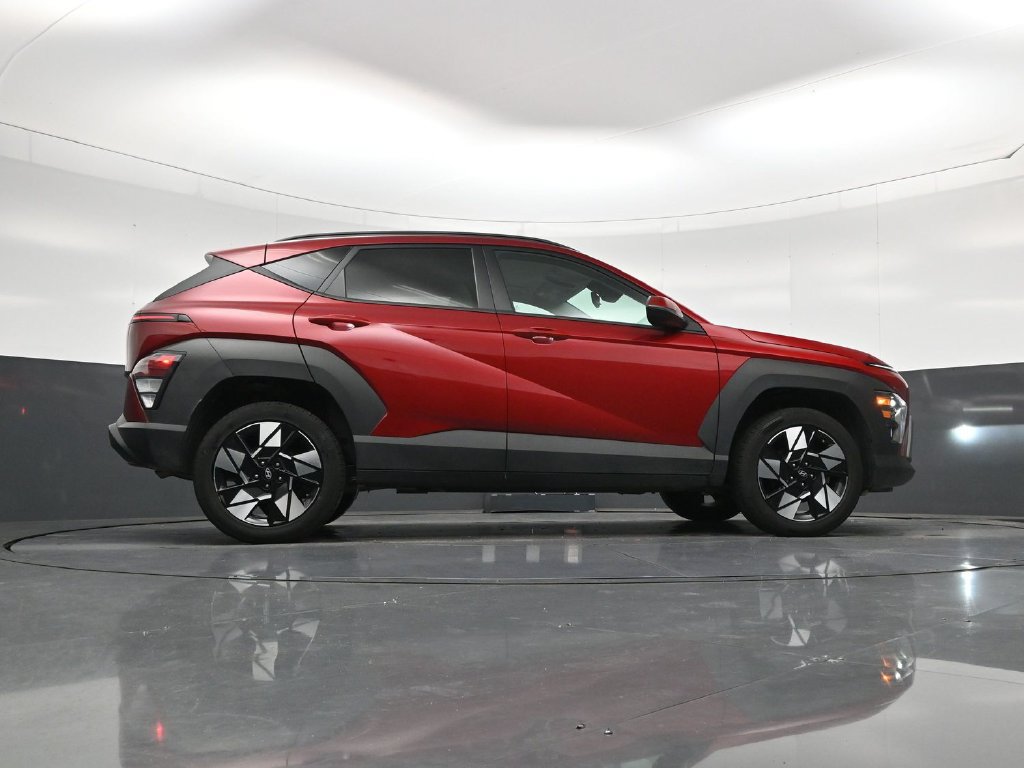 Used 2025 Hyundai Kona SEL AWD/4WD image 27