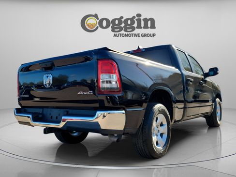 Used 2023 RAM 1500 Big Horn image 3