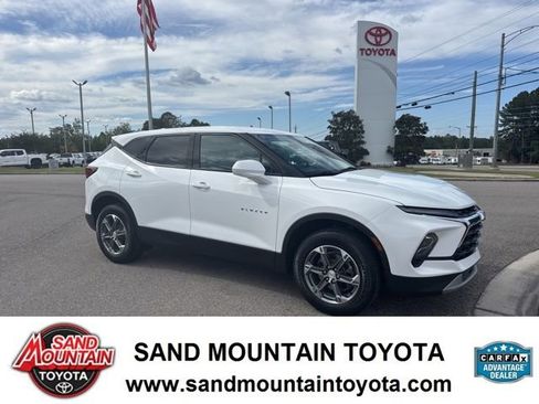 Used 2023 Chevrolet Blazer LT image 1