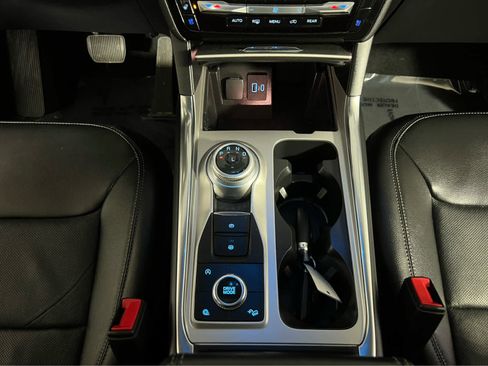 Used 2021 Ford Explorer Limited w/ Equipment Group 301A image 12