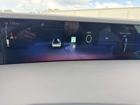 New 2026 Lincoln Nautilus Premier AWD/4WD image 27