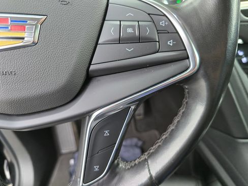 Used 2019 Cadillac XT5 Premium Luxury AWD/4WD image 35