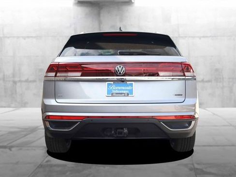 New 2026 Volkswagen Atlas Cross Sport SE image 6