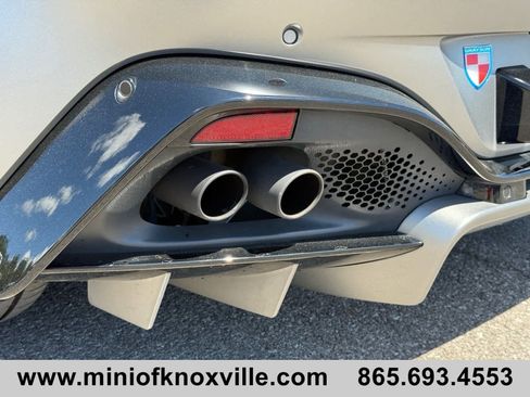 Used 2023 Aston Martin V8 Vantage Coupe RWD image 29