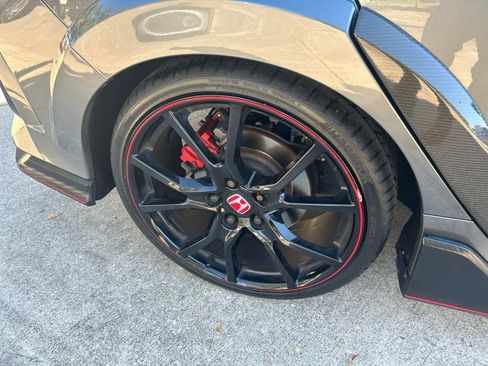 Used 2018 Honda Civic Type R image 26