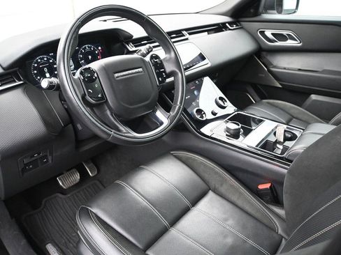 Used 2019 Land Rover Range Rover Velar R-Dynamic SE AWD/4WD image 2