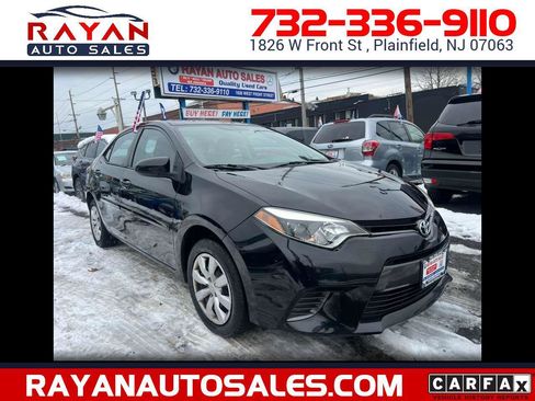 Used 2016 Toyota Corolla LE image 1