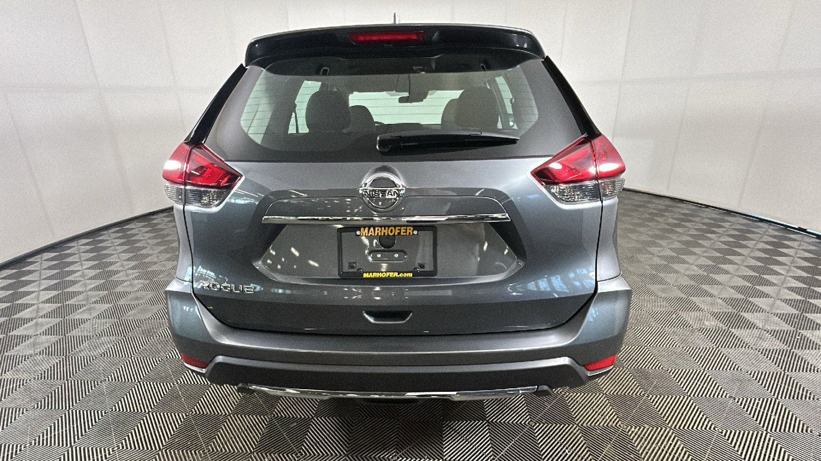 Used 2020 Nissan Rogue S FWD image 4