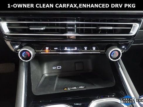 Used 2024 Chevrolet Traverse RS image 17