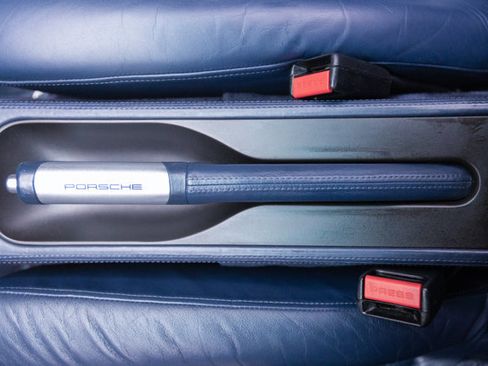 Used 1996 Porsche 911 image 73