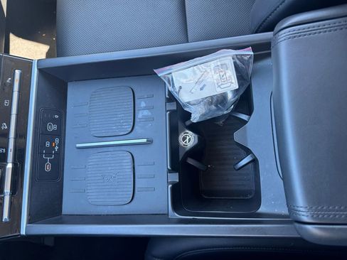 Used 2024 Hyundai Santa Fe SEL image 22