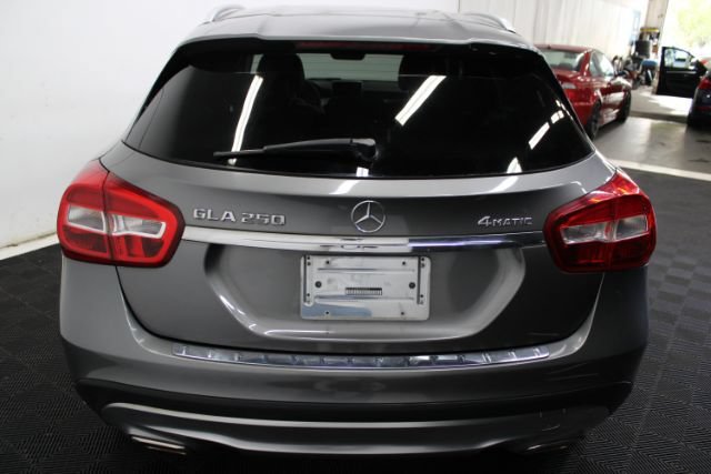Used 2015 Mercedes-Benz GLA 250 4MATIC image 6