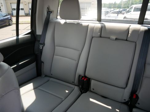 Used 2023 Honda Ridgeline RTL-E image 12