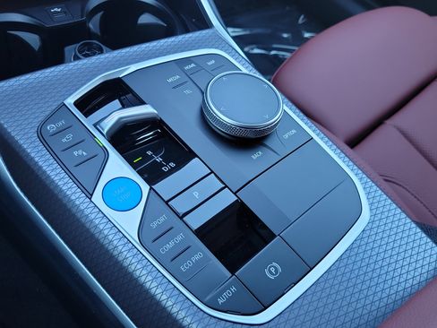 New 2026 BMW i4 eDrive40 w/ Parking Assistance Package image 34