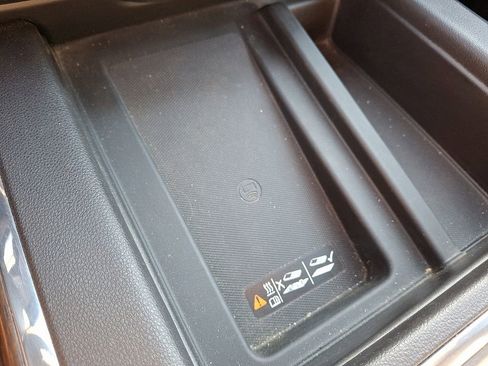 Used 2019 Chevrolet Silverado 1500 High Country w/ Trailer Camera Package image 26