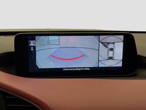 Used 2025 MAZDA MAZDA3 Hatchback w/Premium Plus Pkg image 14