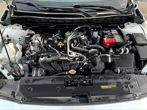 Used 2023 Nissan Altima 2.5 SR w/ SR Premium Package image 21