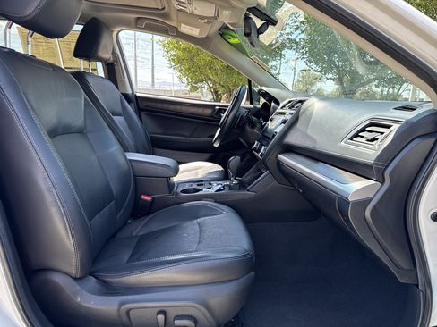 Used 2019 Subaru Outback 2.5i Limited AWD/4WD image 21