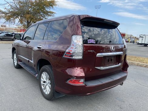 Used 2019 Lexus GX 460 image 5